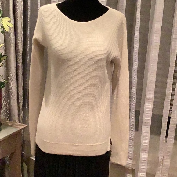 Hugo Boss wool sweater - Picture 3 of 6